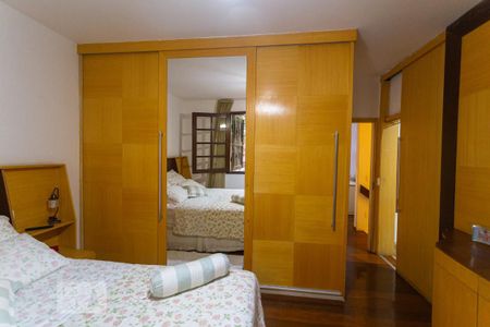 Casa para alugar com 340m², 3 quartos e 3 vagasArmário da Suíte 1