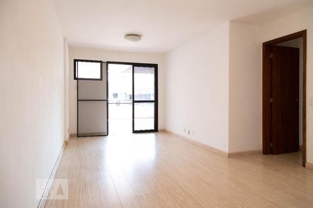 Sala de apartamento para alugar com 3 quartos, 123m² em Recreio dos Bandeirantes, Rio de Janeiro