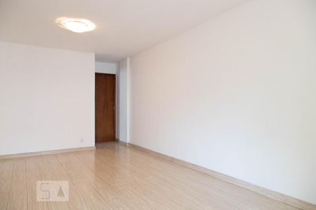 Sala de apartamento para alugar com 3 quartos, 123m² em Recreio dos Bandeirantes, Rio de Janeiro