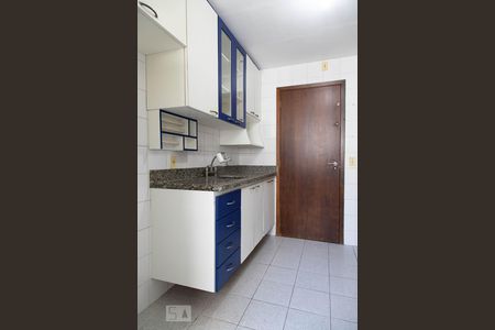 Apartamento à venda com 123m², 3 quartos e 2 vagasCozinha 