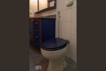 Apartamento à venda com 123m², 3 quartos e 2 vagasBanheiro social 