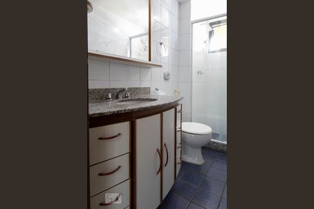 Apartamento à venda com 123m², 3 quartos e 2 vagasBanheiro da suíte 