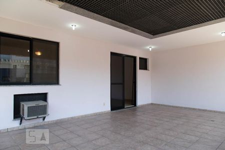 Varanda de apartamento para alugar com 3 quartos, 123m² em Recreio dos Bandeirantes, Rio de Janeiro