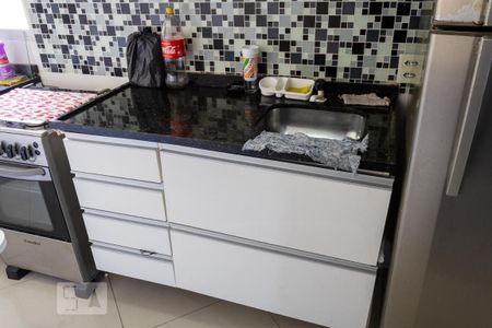 Apartamento para alugar com 59m², 2 quartos e sem vagaCozinha - Armários