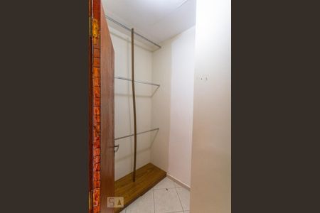 Casa à venda com 340m², 4 quartos e NaN vagassuíte