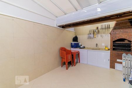 Casa à venda com 167m², 3 quartos e 2 vagasChurrasqueira