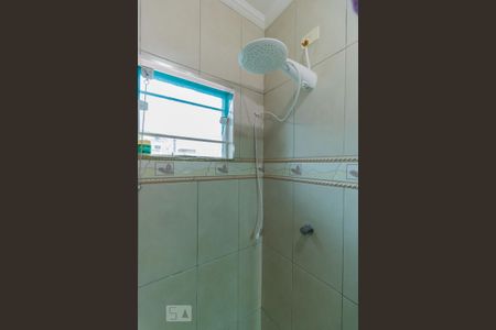 Casa à venda com 167m², 3 quartos e 2 vagasDetalhe banheiro