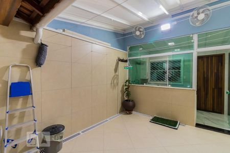 Casa à venda com 167m², 3 quartos e 2 vagasChurrasqueira