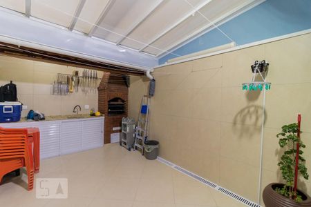 Casa à venda com 167m², 3 quartos e 2 vagasChurrasqueira