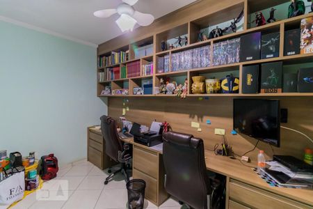 Casa à venda com 167m², 3 quartos e 2 vagasQuarto 1