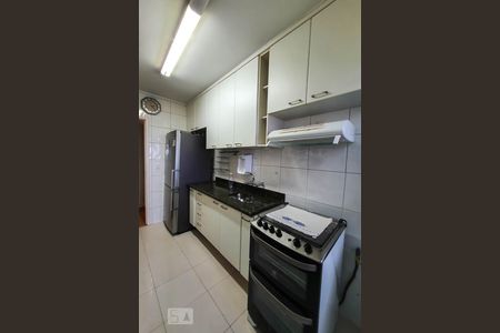 Apartamento à venda com 77m², 2 quartos e 2 vagasCozinha