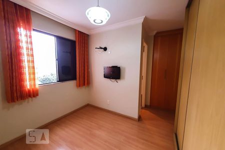 Apartamento à venda com 77m², 2 quartos e 2 vagasSuíte