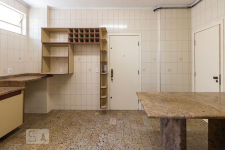 Apartamento à venda com 168m², 3 quartos e 1 vagaCozinha