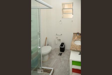 Apartamento para alugar com 70m², 2 quartos e sem vagaBanheiro