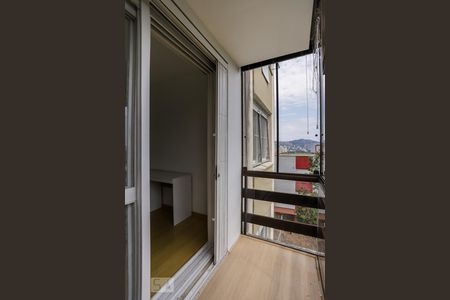Varanda de apartamento à venda com 2 quartos, 88m² em Jardim do Salso, Porto Alegre