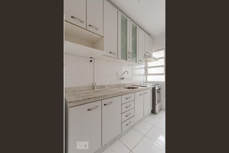 Apartamento à venda com 88m², 2 quartos e 1 vagaCozinha