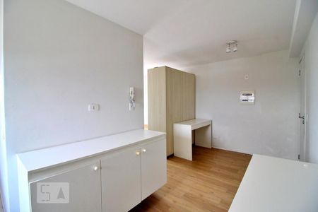 Sala/Cozinha de apartamento à venda com 1 quarto, 26m² em Bangú, Santo André