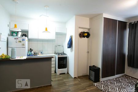 Quarto / Cozinha de apartamento à venda com 1 quarto, 24m² em Vila Campanela, São Paulo