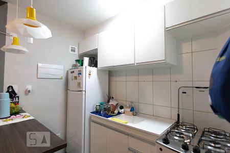 Cozinha de apartamento à venda com 1 quarto, 24m² em Vila Campanela, São Paulo