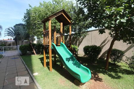 Apartamento para alugar com 72m², 3 quartos e 1 vagaArea Comum Playground