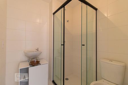 Banheiro de apartamento para alugar com 1 quarto, 25m² em Vila Buarque, São Paulo