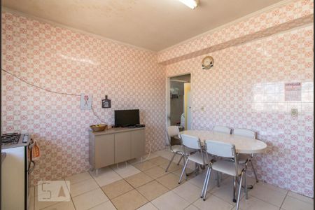 Casa à venda com 180m², 4 quartos e 3 vagasCozinha