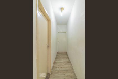 Casa à venda com 180m², 4 quartos e 3 vagasCorredor