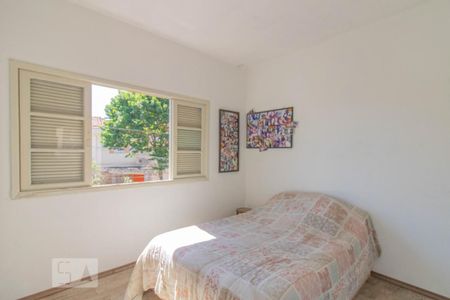 Casa à venda com 180m², 4 quartos e 3 vagasQuarto 2 