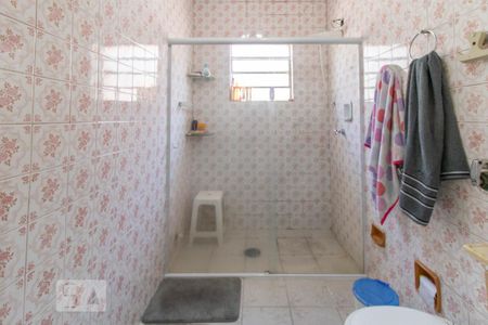 Casa à venda com 180m², 4 quartos e 3 vagasBanheiro
