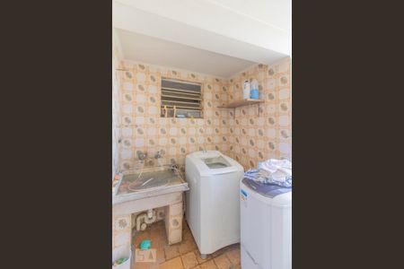 Casa à venda com 180m², 4 quartos e 3 vagasÁrea de Serviço