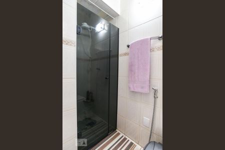 Casa à venda com 160m², 3 quartos e 2 vagas Casa à venda com 160m², 3 quartos e 2 vagasBanheiro comum