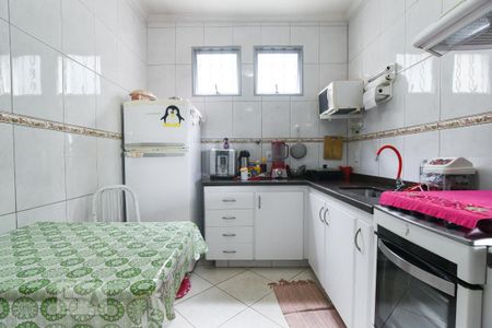 Casa à venda com 160m², 3 quartos e 2 vagas Casa à venda com 160m², 3 quartos e 2 vagasCozinha