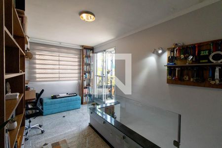 Apartamento para alugar com 75m², 2 quartos e 1 vaga Apartamento para alugar com 75m², 2 quartos e 1 vagaEscritório
