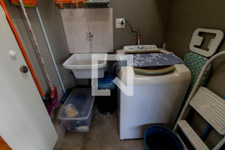 Apartamento para alugar com 75m², 2 quartos e 1 vaga Apartamento para alugar com 75m², 2 quartos e 1 vagaÁrea de Serviço