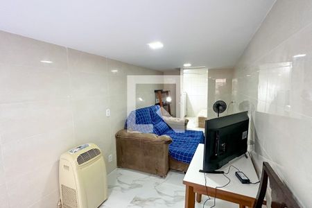 Studio para alugar com 40m², 1 quarto e sem vaga Studio para alugar com 40m², 1 quarto e sem vagaStudio