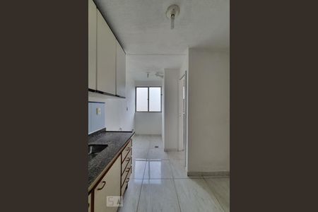 Apartamento para alugar com 68m², 2 quartos e 1 vagaCozinha