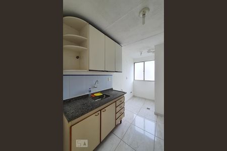 Apartamento para alugar com 68m², 2 quartos e 1 vagaCozinha