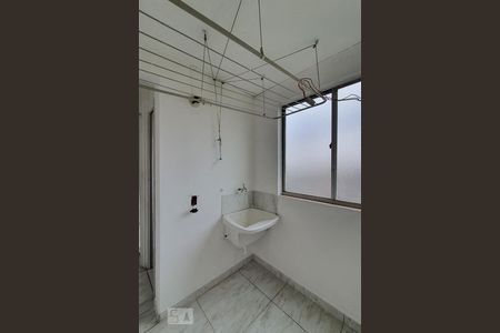 Apartamento para alugar com 68m², 2 quartos e 1 vagaÁrea de serviço