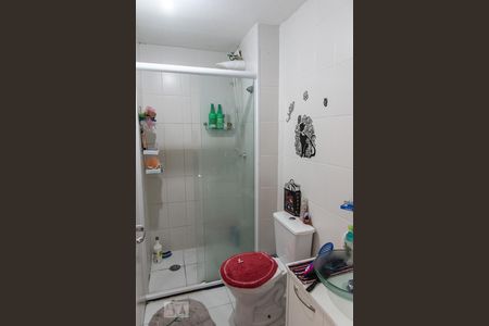 Banheiro de apartamento para alugar com 1 quarto, 33m² em Cambuci, São Paulo