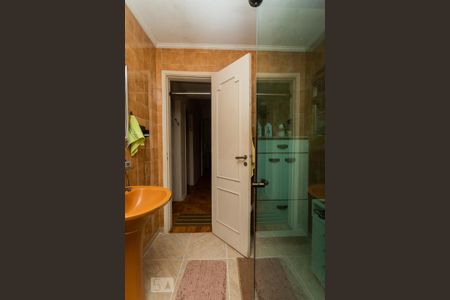 Apartamento à venda com 143m², 2 quartos e 1 vaga Apartamento à venda com 143m², 2 quartos e 1 vagaBanheiro