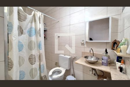 Casa à venda com 160m², 2 quartos e 1 vagaBanheiro 1