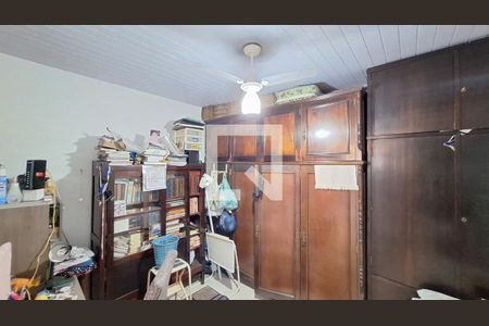 Casa à venda com 160m², 2 quartos e 1 vagaQuarto de Serviço