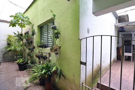Casa à venda com 392m², 5 quartos e 4 vagasFundos