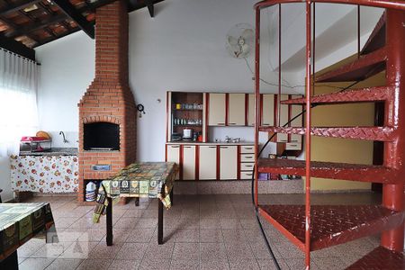 Casa à venda com 392m², 5 quartos e 4 vagasÁrea Gourmet