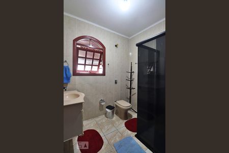 Casa à venda com 392m², 5 quartos e 4 vagasBanheiro 1