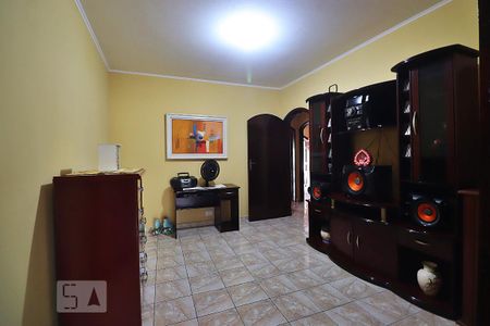 Casa à venda com 392m², 5 quartos e 4 vagasQuarto 5