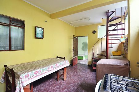 Casa à venda com 392m², 5 quartos e 4 vagasÁrea de Serviço