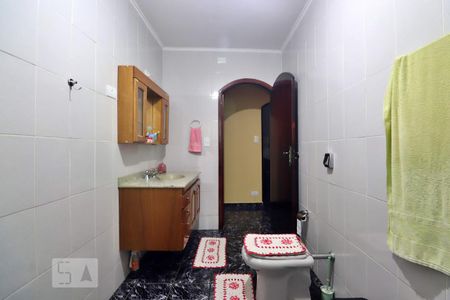 Casa à venda com 392m², 5 quartos e 4 vagasBanheiro 2