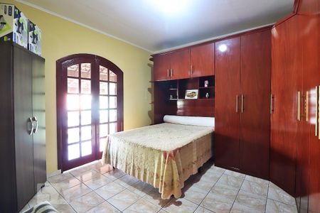Casa à venda com 392m², 5 quartos e 4 vagasQuarto 3