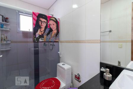 Casa à venda com 250m², 3 quartos e 5 vagas Casa à venda com 250m², 3 quartos e 5 vagasBanheiro da Suíte 3